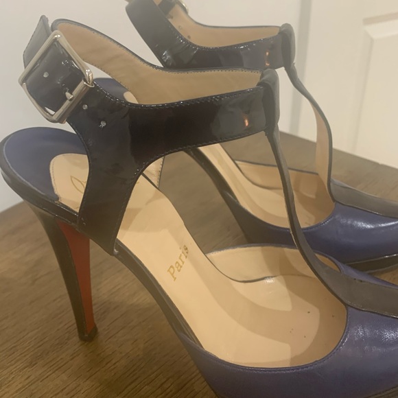 Cristian Louboutin pumps - Picture 12 of 16